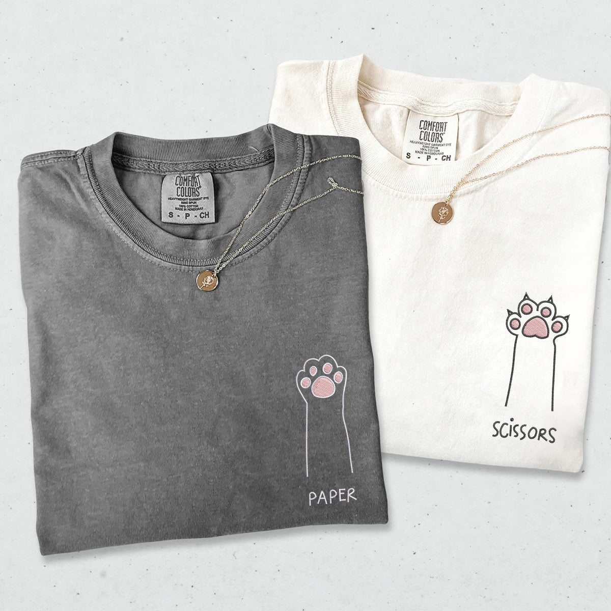 T-shirts assortis brodés personnalisés avec motif de patte de chat, pierre, papier, ciseaux, pour couples