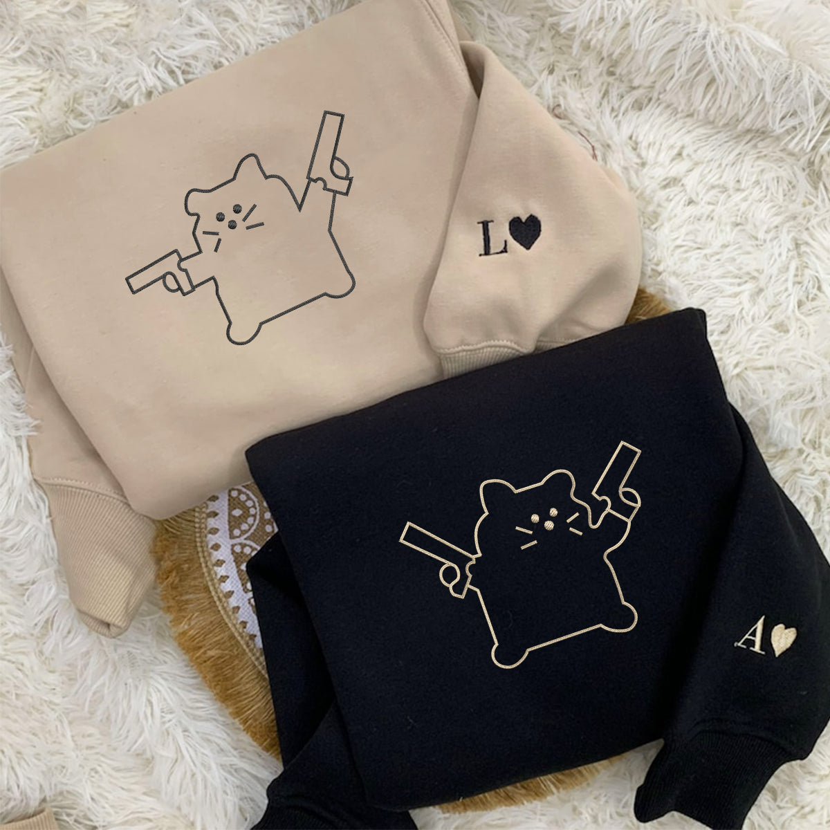 Individuell bestickte Katze mit Pistole, passende Hoodies für Paare