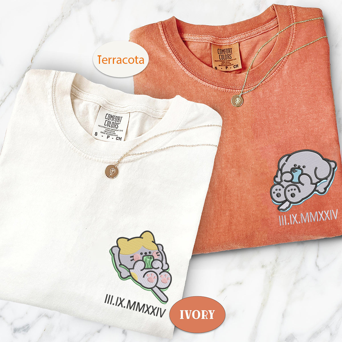 Individuell bestickte Katze x Hund Benutzerdefinierte römische Ziffer passende T-Shirts für Paare