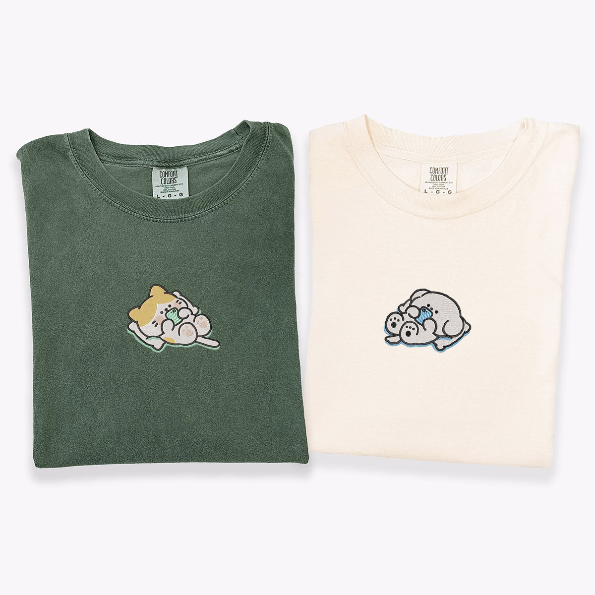 Individuell bestickte T-Shirts mit Katze und Hund für Paare