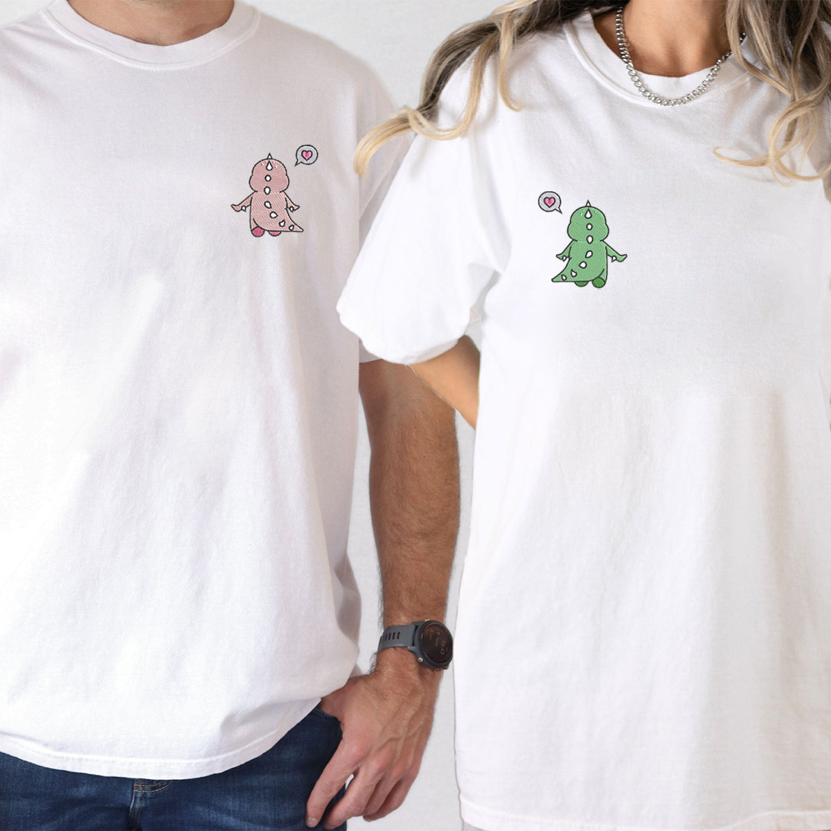 Benutzerdefinierte bestickte süße Dinosaurier V1 passende T-shirts für Paare