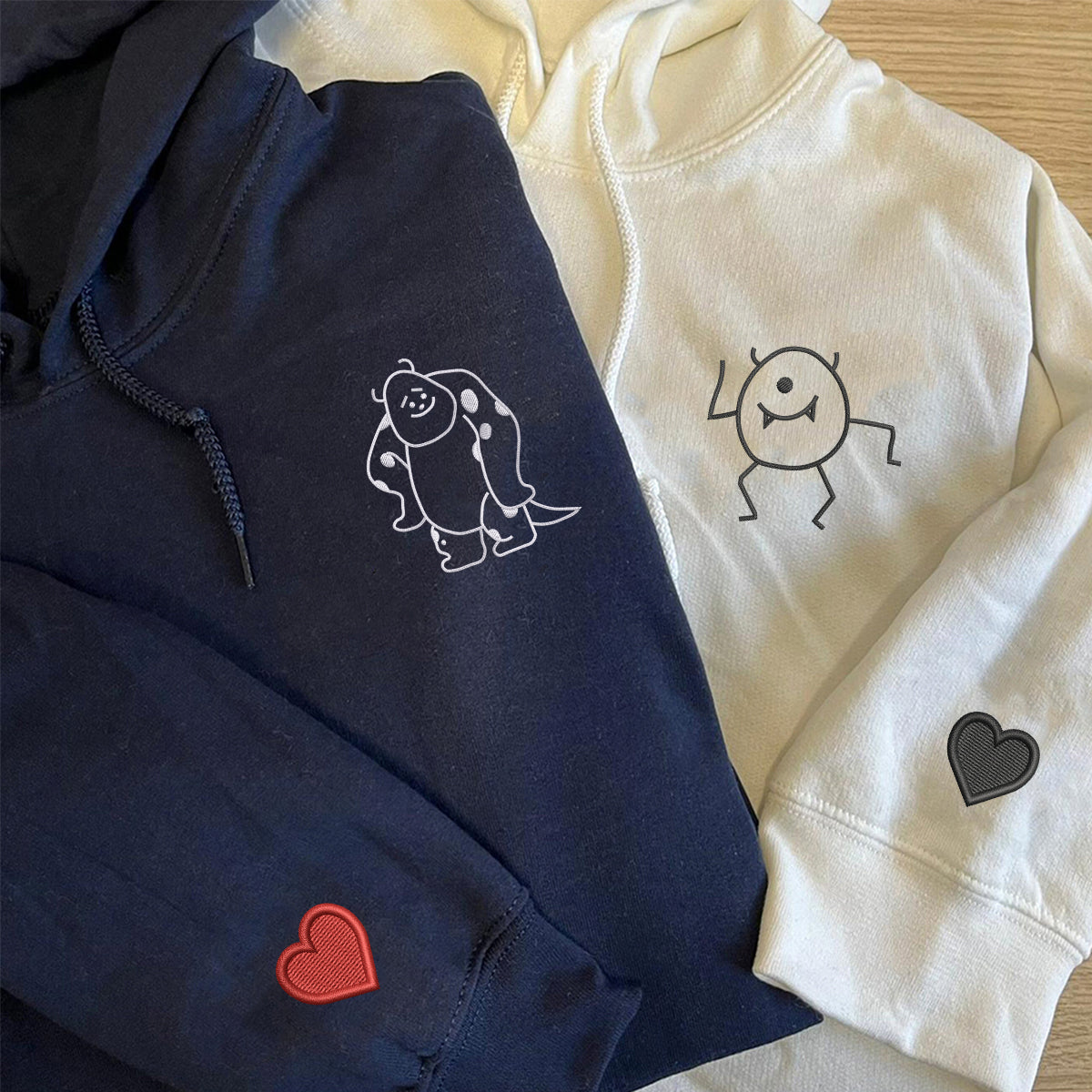 Benutzerdefinierte bestickte süße Monster passende Hoodies für Paare