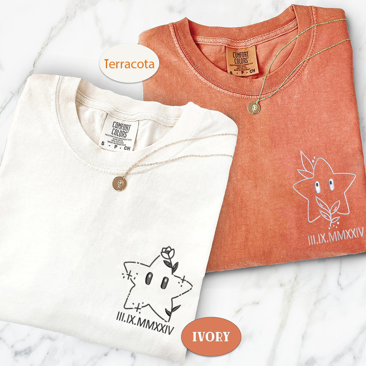 T-shirts personnalisés brodés avec des étoiles mignonnes et des chiffres romains pour couples