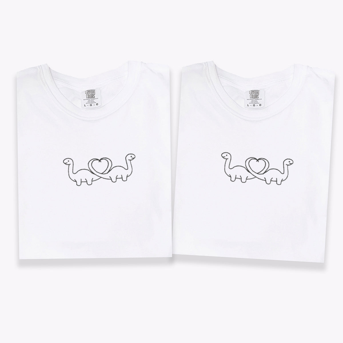 T-shirts assortis personnalisés avec dinosaures brodés pour couples