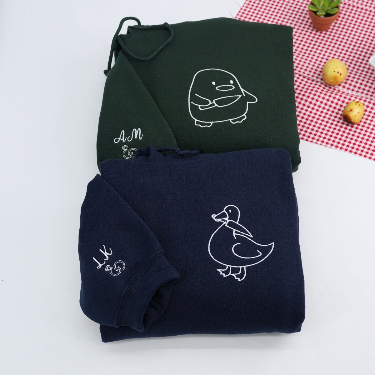 Individuell bestickte Enten-Enten-Gans-Kapuzenpullover für Paare