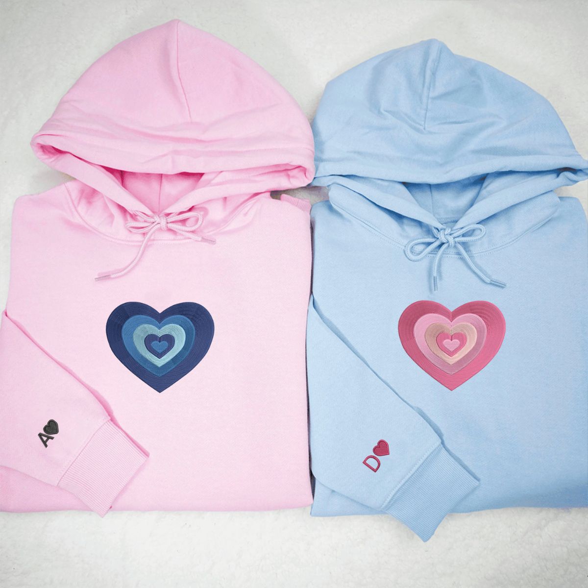 Individuell bestickte verblassende Herz-Kapuzenpullover für Paare