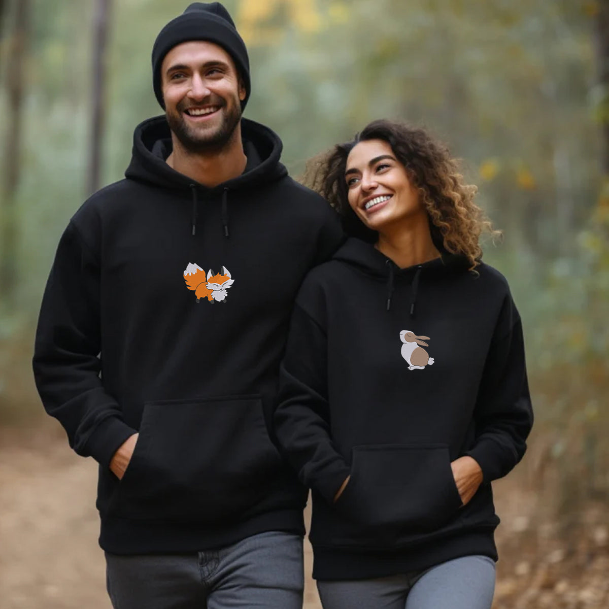 Individuell bestickte Fuchs- und Kaninchen-Kapuzenpullover für Paare