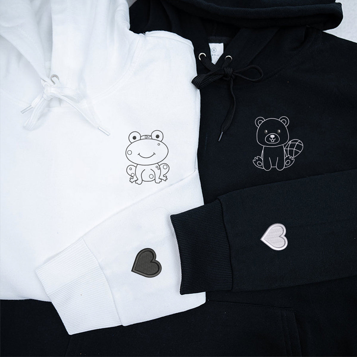 Sweats à capuche assortis brodés personnalisés grenouille et castor pour couples