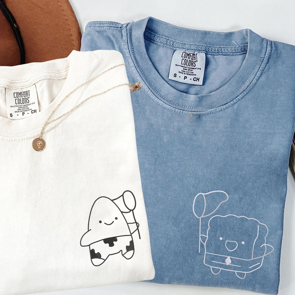 T-shirts assortis brodés personnalisés Roi et Reine des Grenouilles pour couples