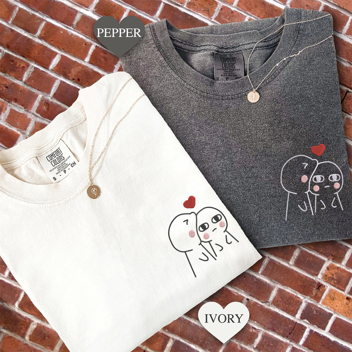 T-shirts assortis brodés personnalisés Roi et Reine des Grenouilles pour couples