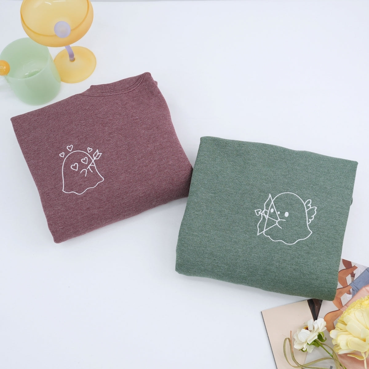 Sweats à capuche assortis brodés personnalisés avec ange fantôme pour couples