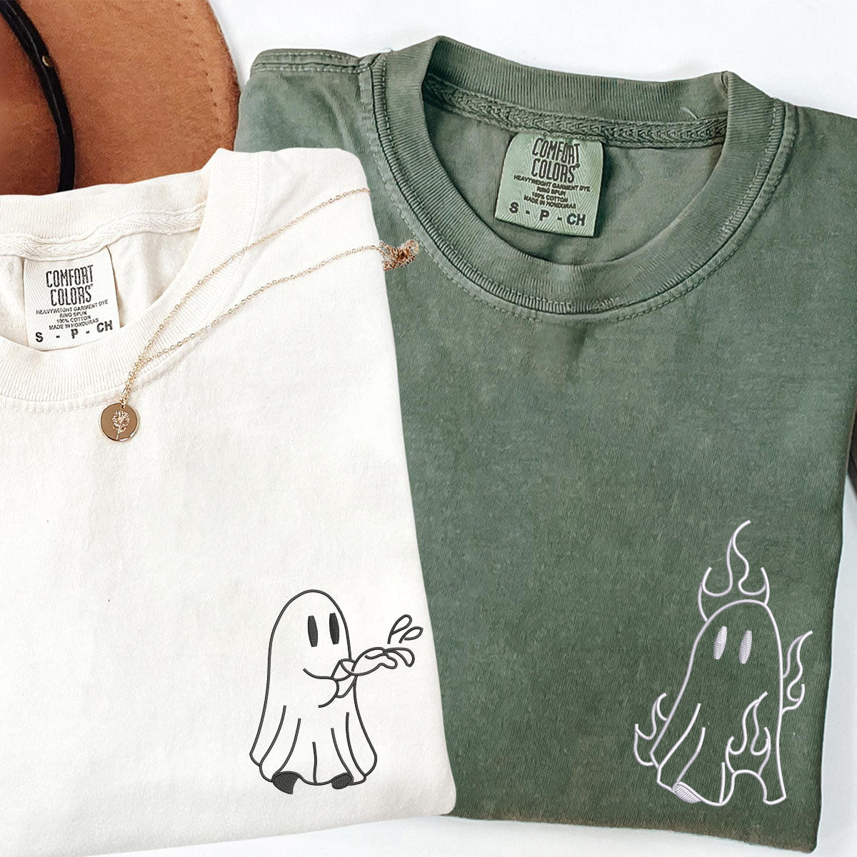 T-shirts assortis personnalisés brodés de pompiers fantômes pour couples