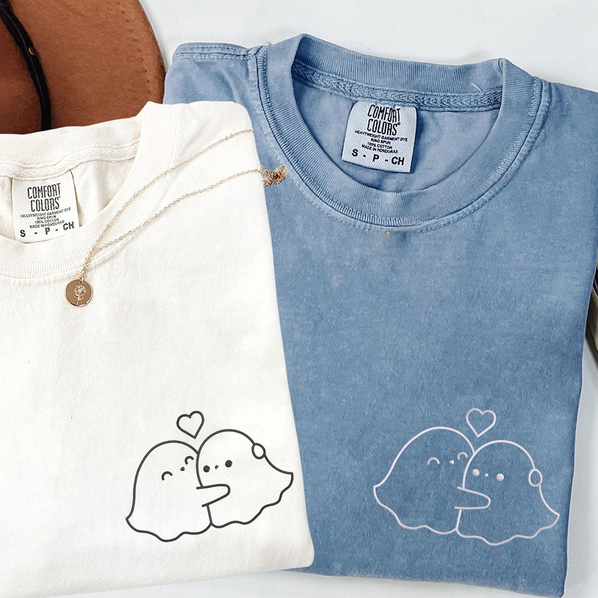 T-shirts personnalisés brodés « Câlin fantôme » assortis pour couples
