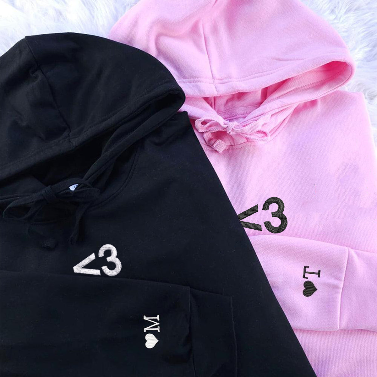 Individuell bestickte Herz-Kapuzenpullover für Paare