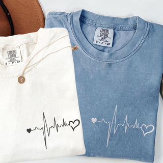 T-shirts personnalisés brodés avec battements de cœur pour couples