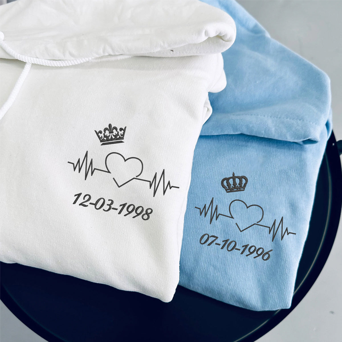 Individuell bestickte Engel- und Dämonenkatze-Kapuzenpullover für Paare