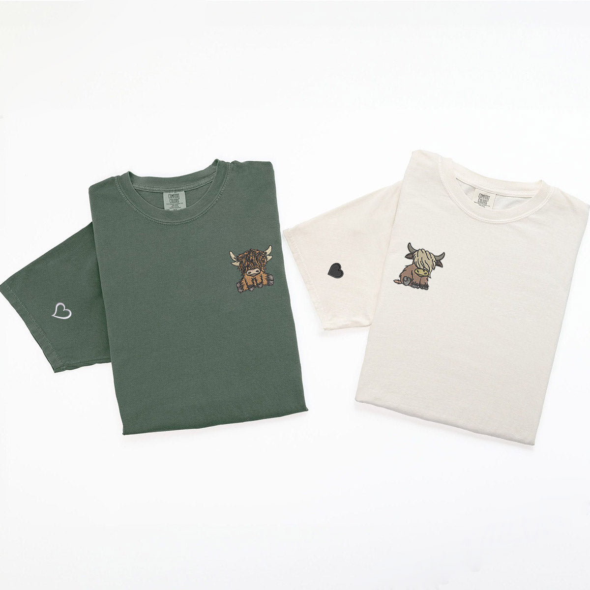 T-shirts assortis personnalisés brodés avec motif vache des Highlands pour couples