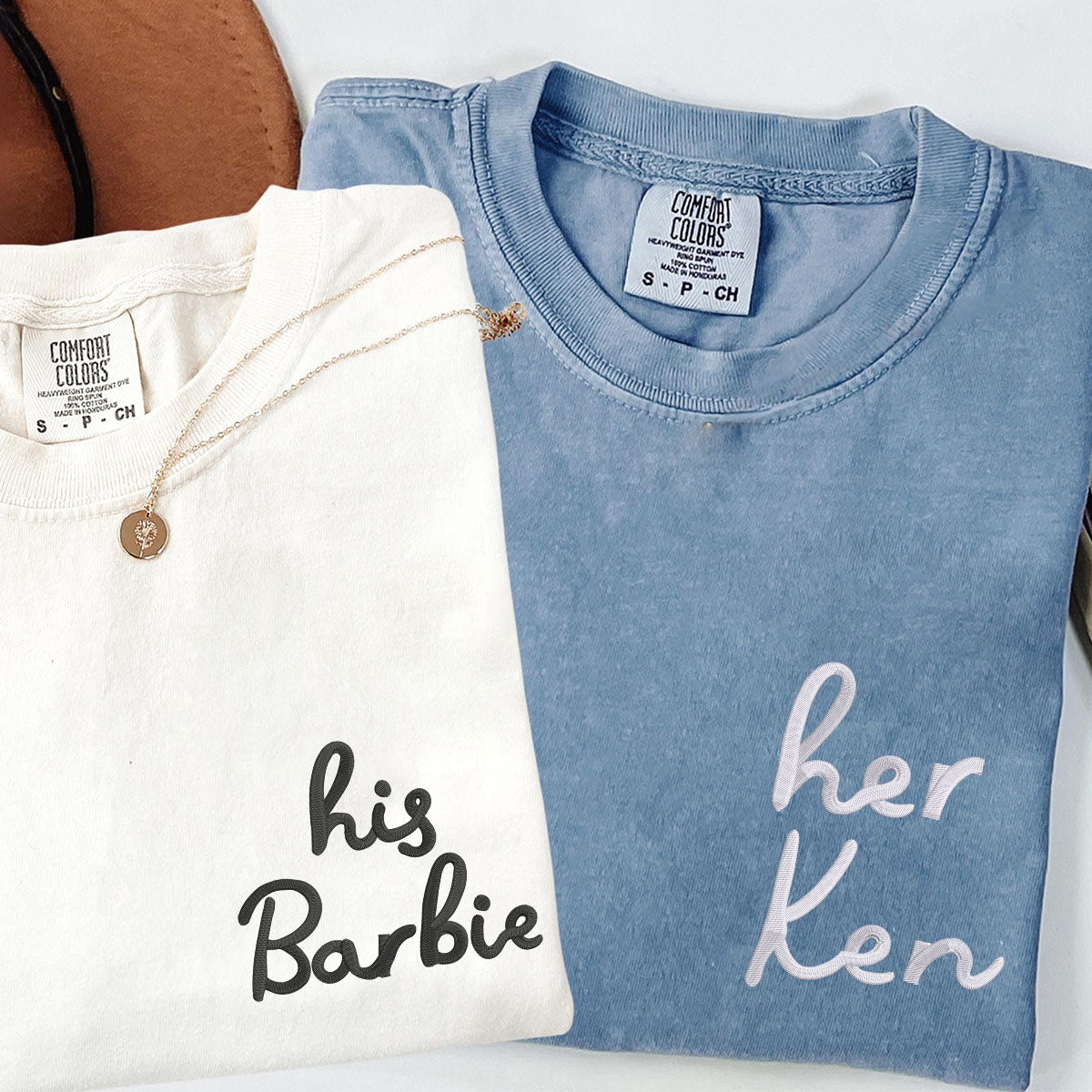 T-shirts assortis brodés personnalisés « His Barbie Her Ken » pour couples