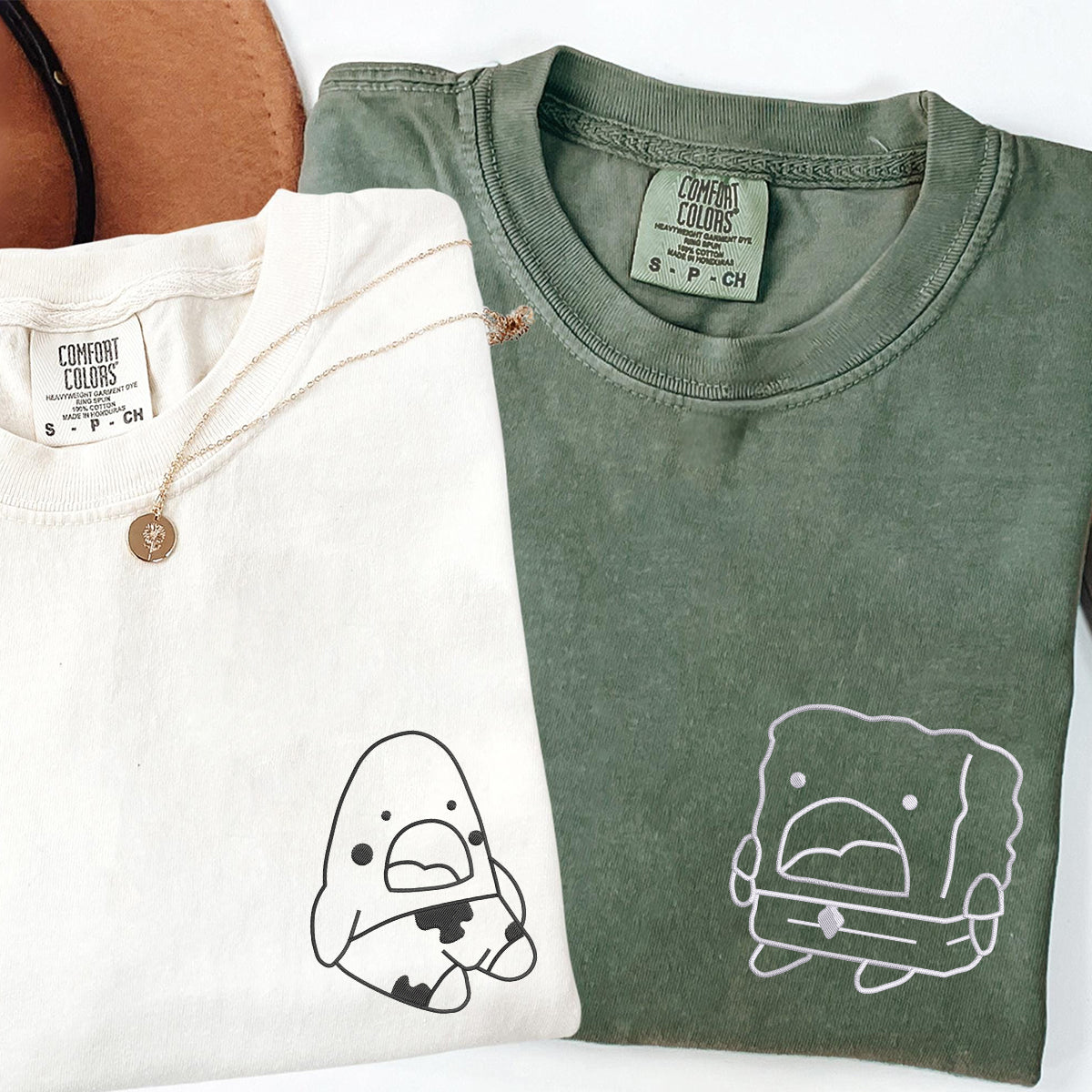 Custom Embroidered Humorous Cartoon Matching T-shirts for Couples