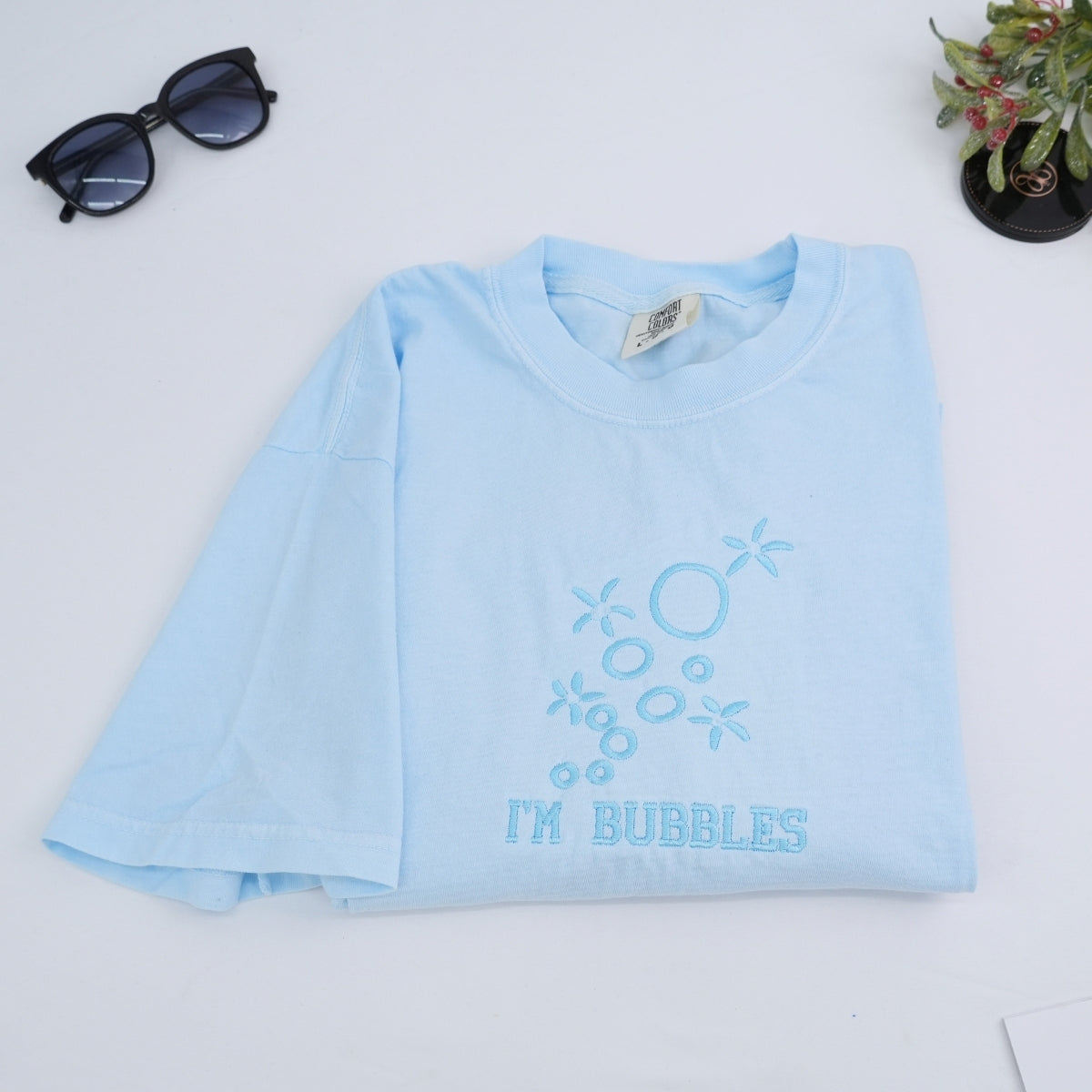 Individuell bestickte „I Blow Bubbles“-T-Shirts für Paare
