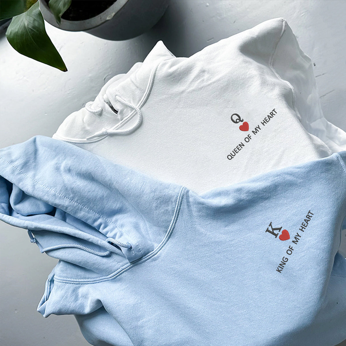 Individuell bestickte Engel- und Dämonenkatze-Kapuzenpullover für Paare