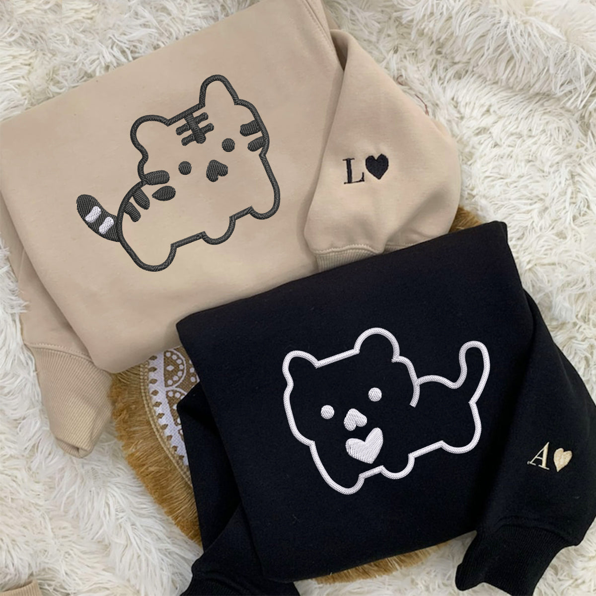 Sweats à capuche assortis et personnalisés avec motif chaton brodé pour couples
