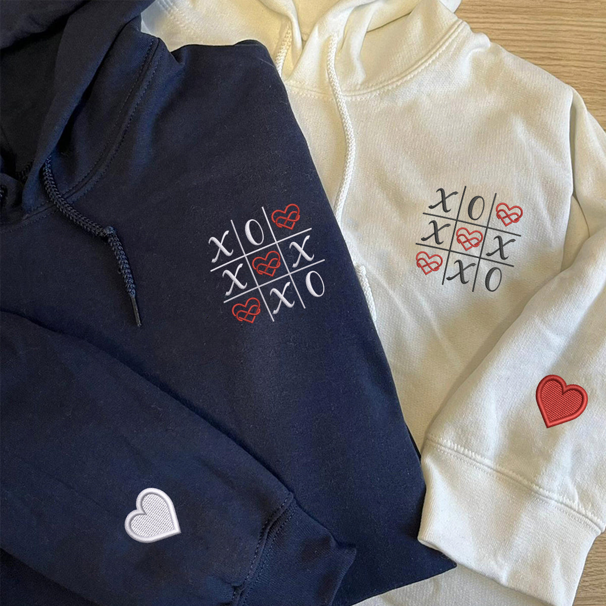 Sweats à capuche assortis brodés personnalisés « Love Always Wins » pour couples