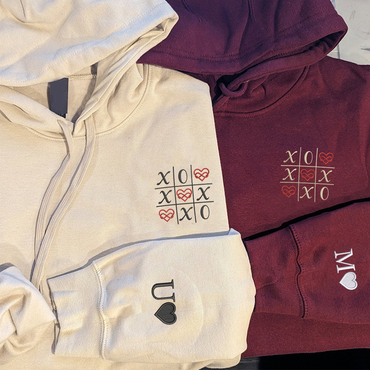 Sweats à capuche assortis brodés personnalisés « Love Always Wins » po