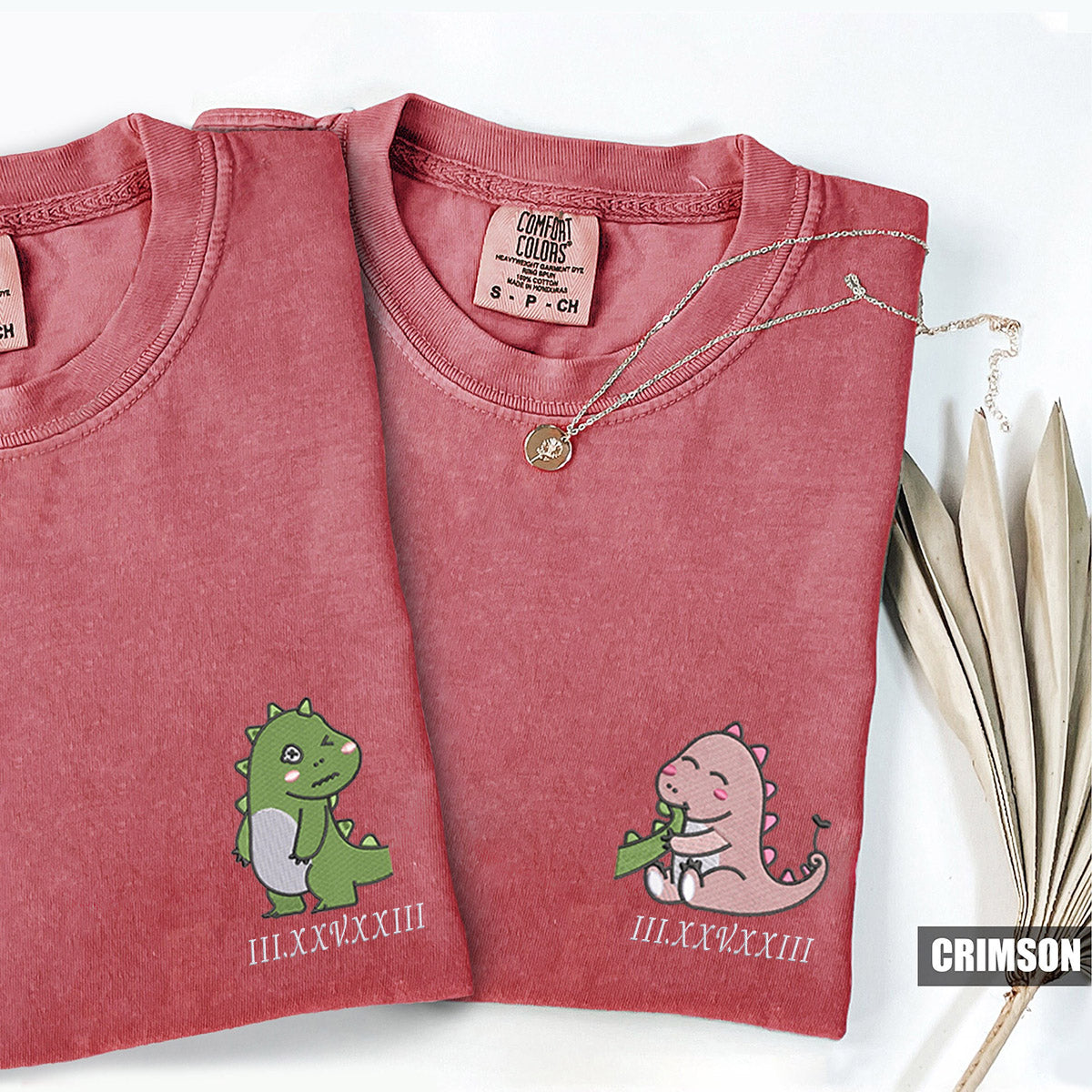 T-shirts personnalisés brodés avec chiffres romains et motif dinosaure pour couples