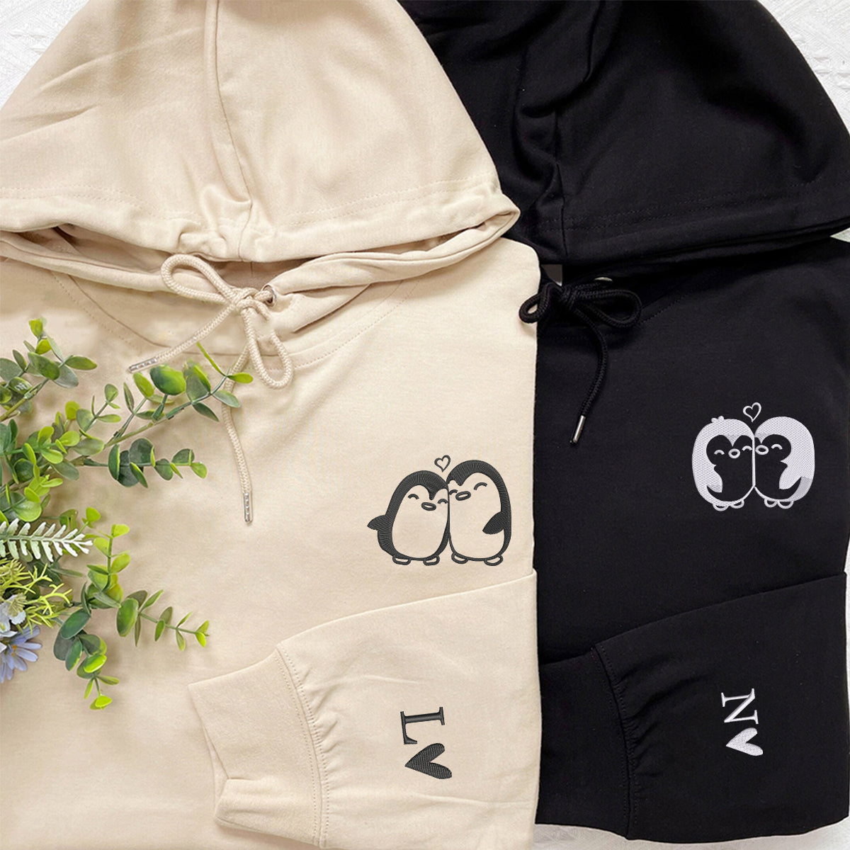 Individuell bestickte Engel- und Dämonenkatze-Kapuzenpullover für Paare