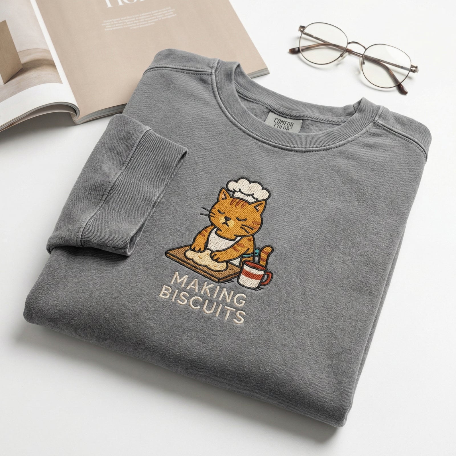 Custom Embroidered Making Biscuits Cat T-Shirt - Funny Cat Lover Gift