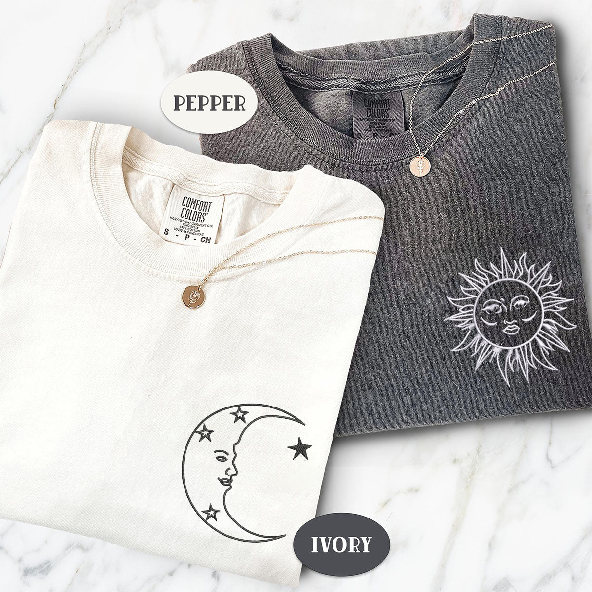 Individuell bestickte T-Shirts mit Mond und Sonne für Paare