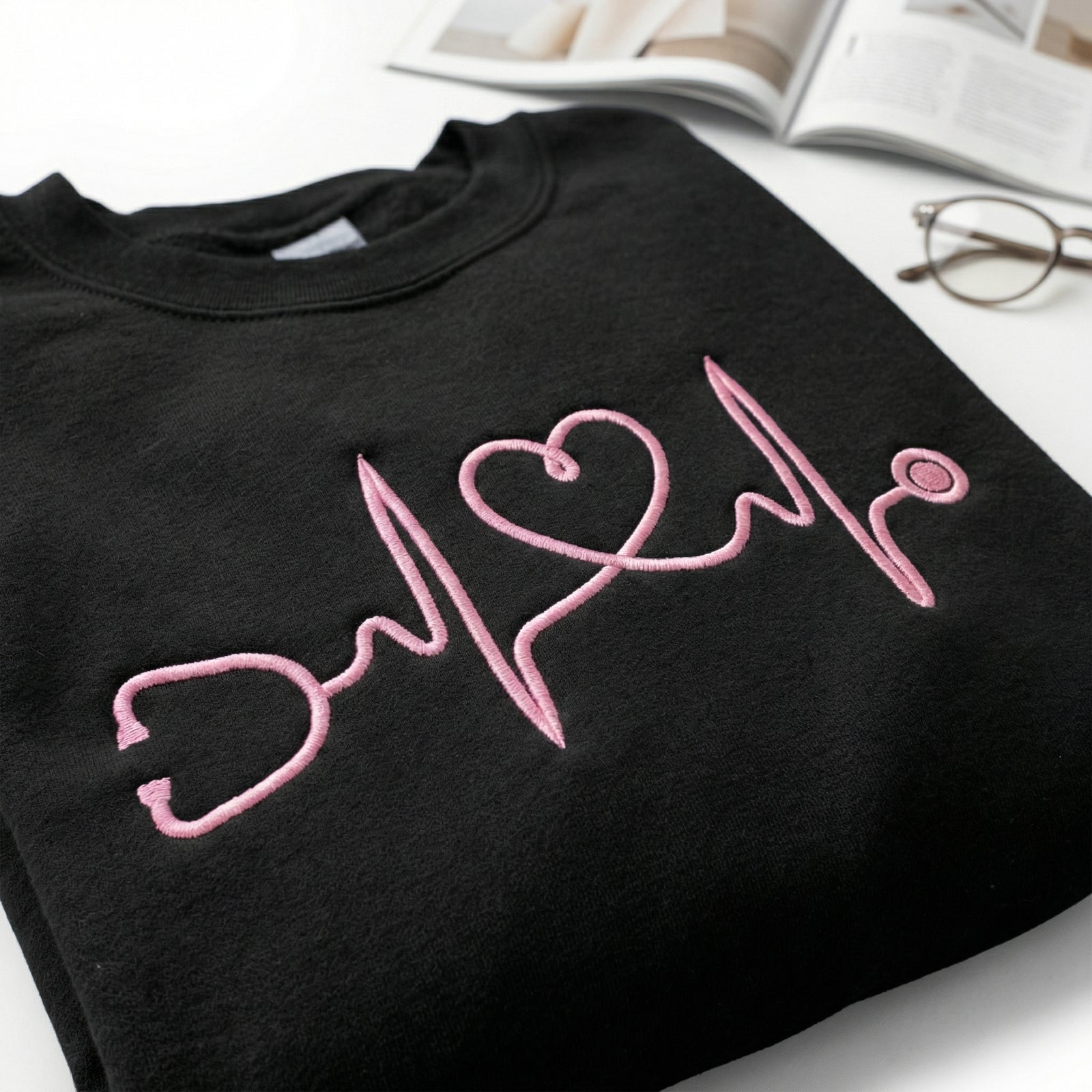 Individuell bestickte Engel- und Dämonenkatze-Kapuzenpullover für Paare