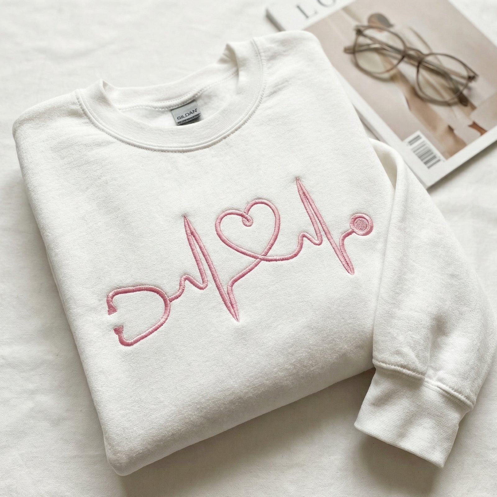 Individuell bestickte Engel- und Dämonenkatze-Kapuzenpullover für Paare