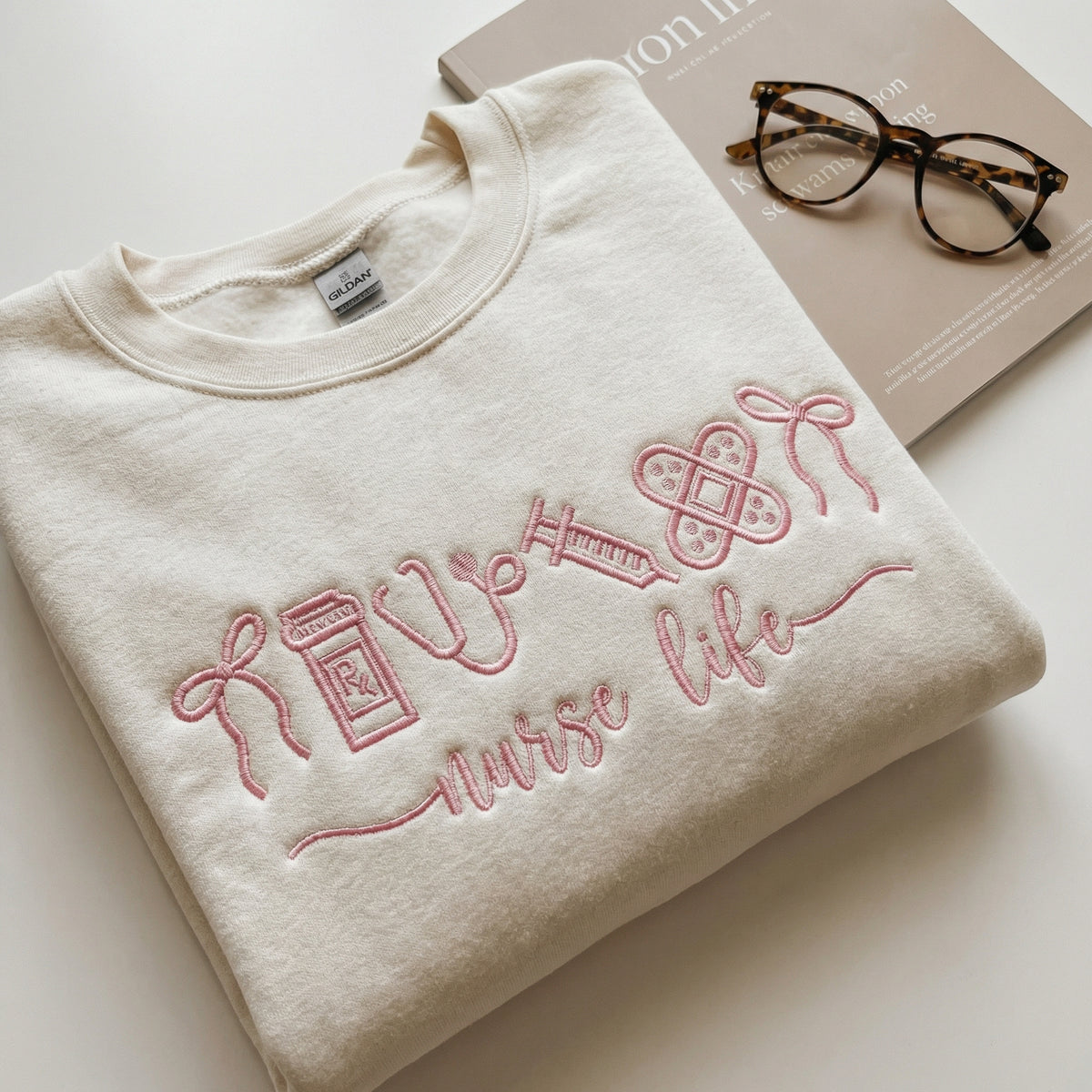 Individuell bestickte Engel- und Dämonenkatze-Kapuzenpullover für Paare