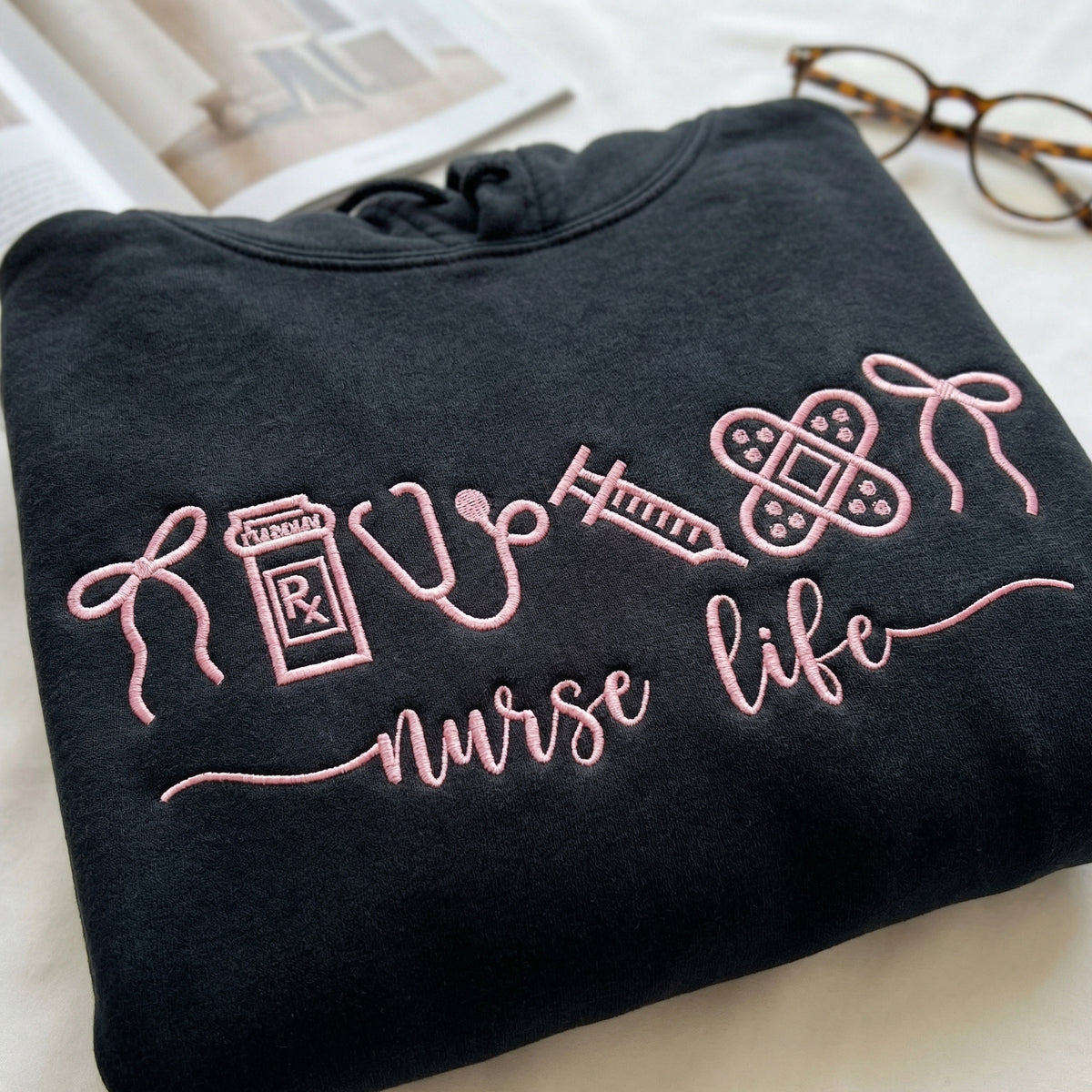 Individuell bestickte Engel- und Dämonenkatze-Kapuzenpullover für Paare