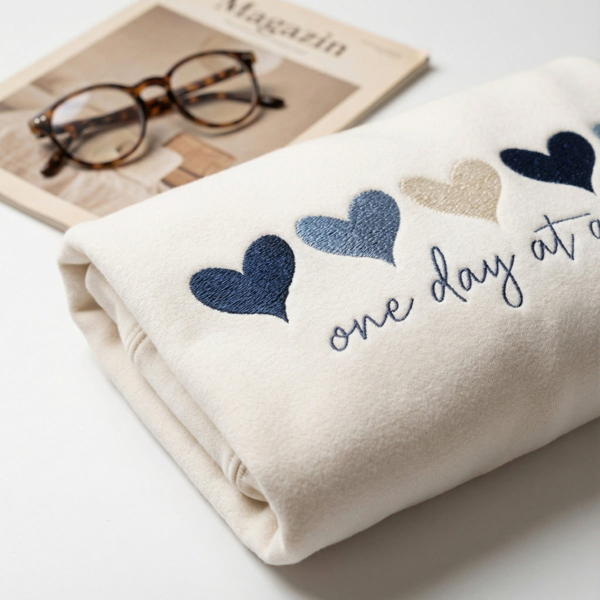 Sweats à capuche assortis brodés personnalisés avec ange et chat démon pour couples