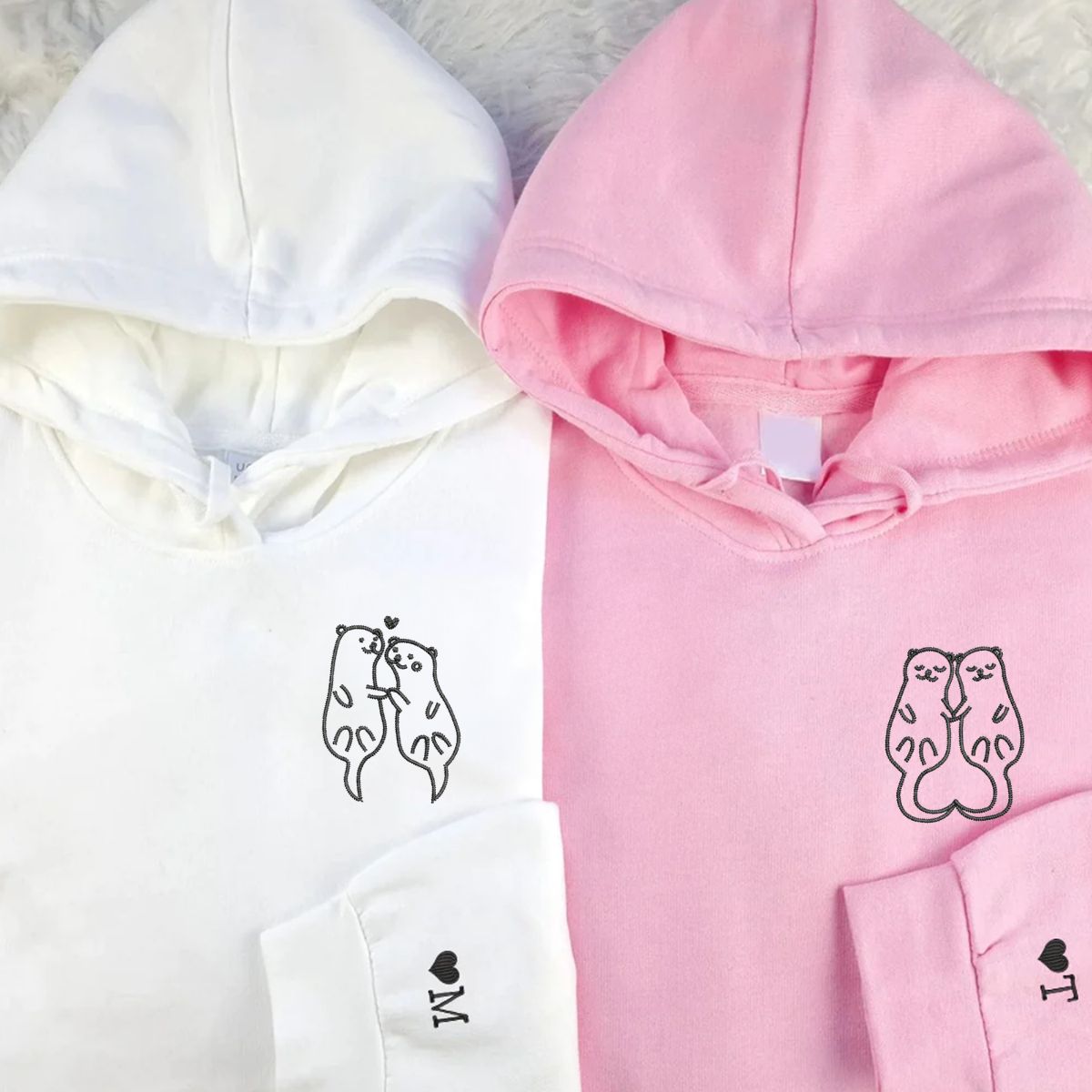 Sweats à capuche assortis brodés personnalisés en forme de loutre pour couples