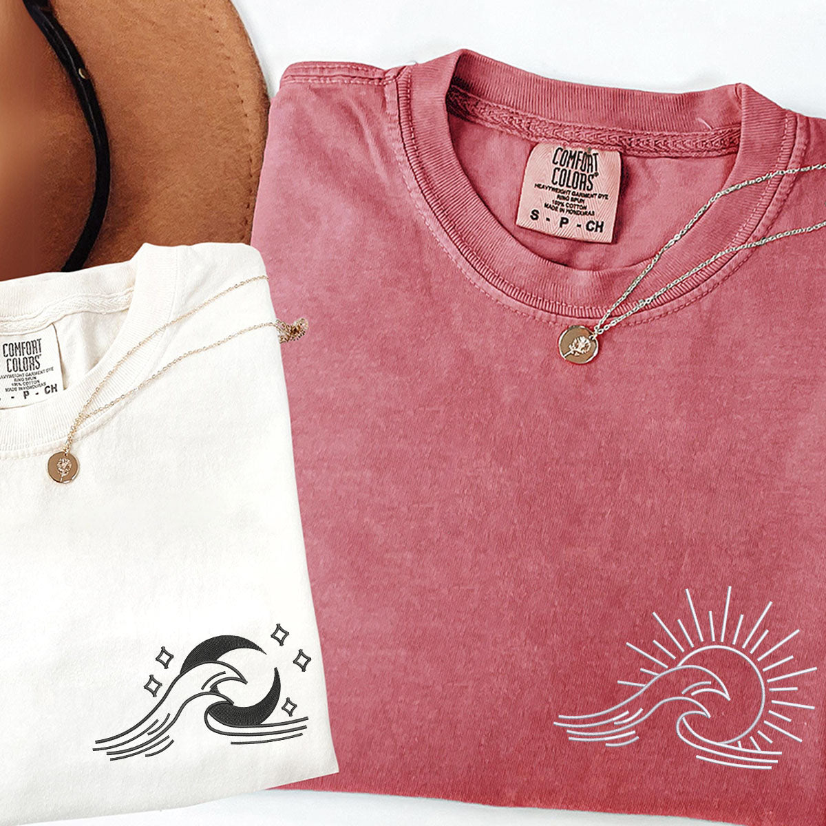 T-shirts assortis brodés personnalisés, motif vagues, soleil et lune, pour couples