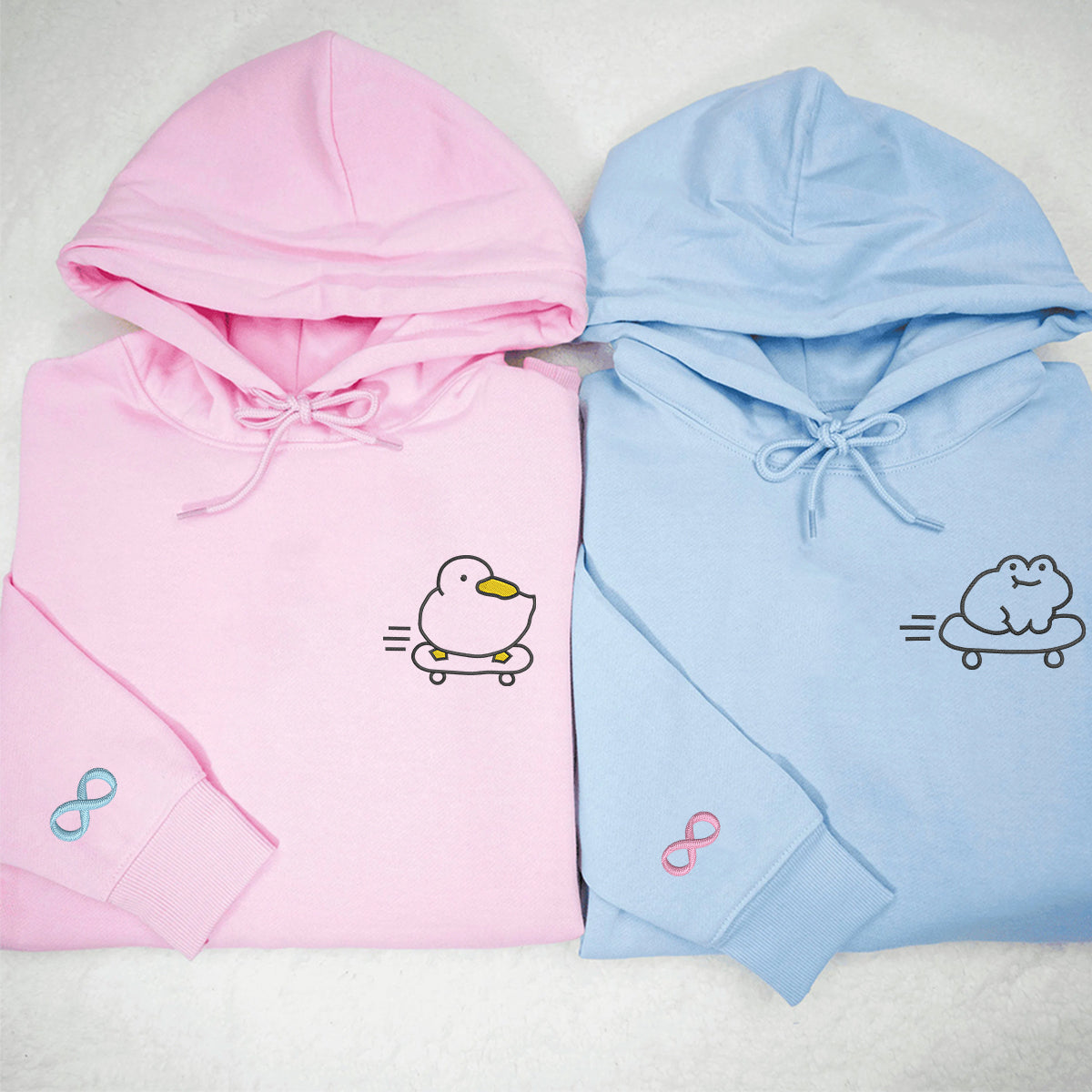 Benutzerdefinierte bestickte Skateboard Froggy und Ducky passende Hoodies für Paare
