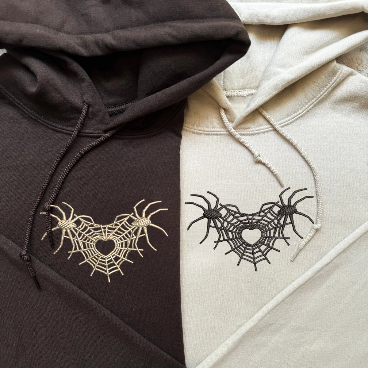 Sweats à capuche assortis personnalisés en toile d'araignée brodée Cœur 3.0 pour couples