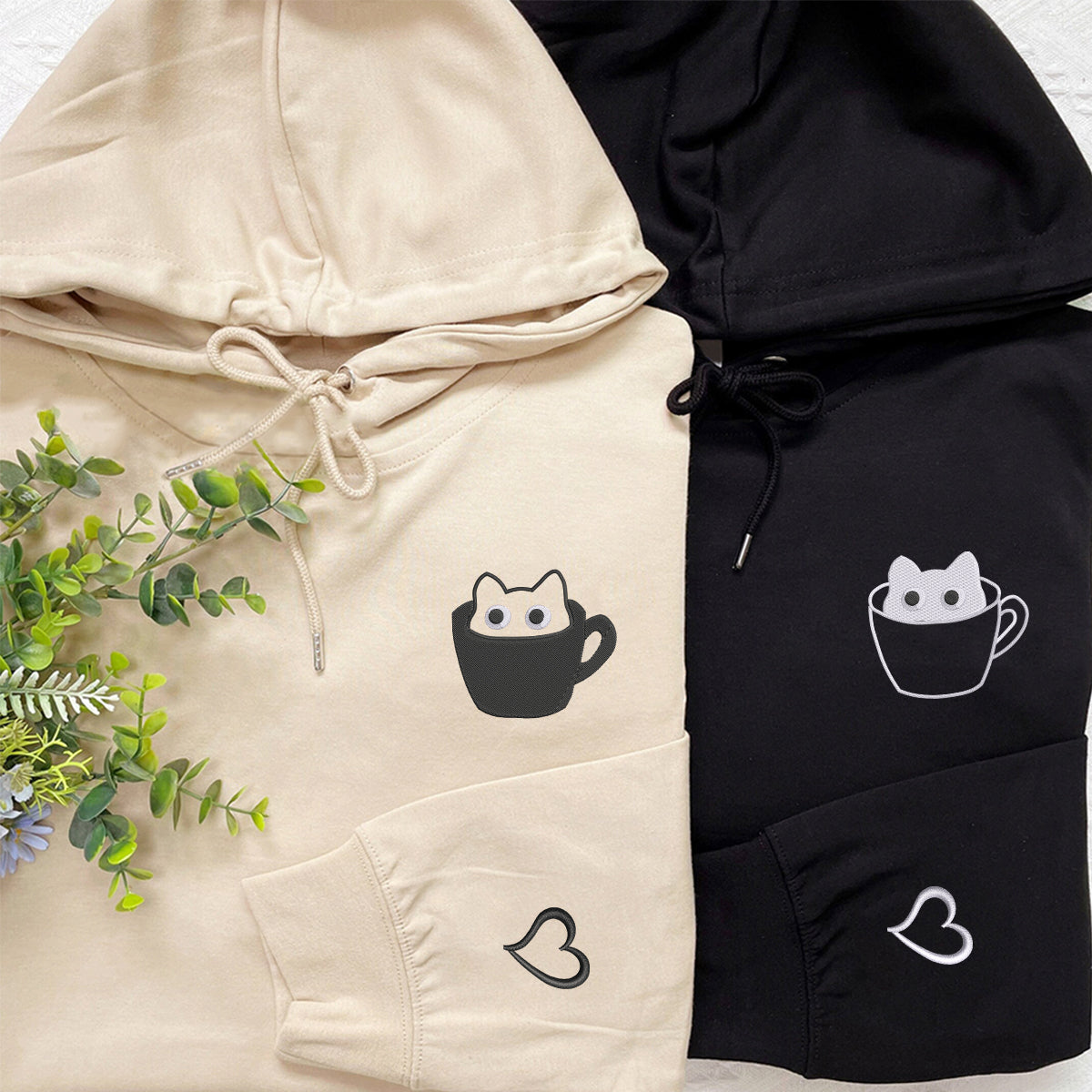 Individuell bestickte Teetassenkatze Passende Hoodies für Paare
