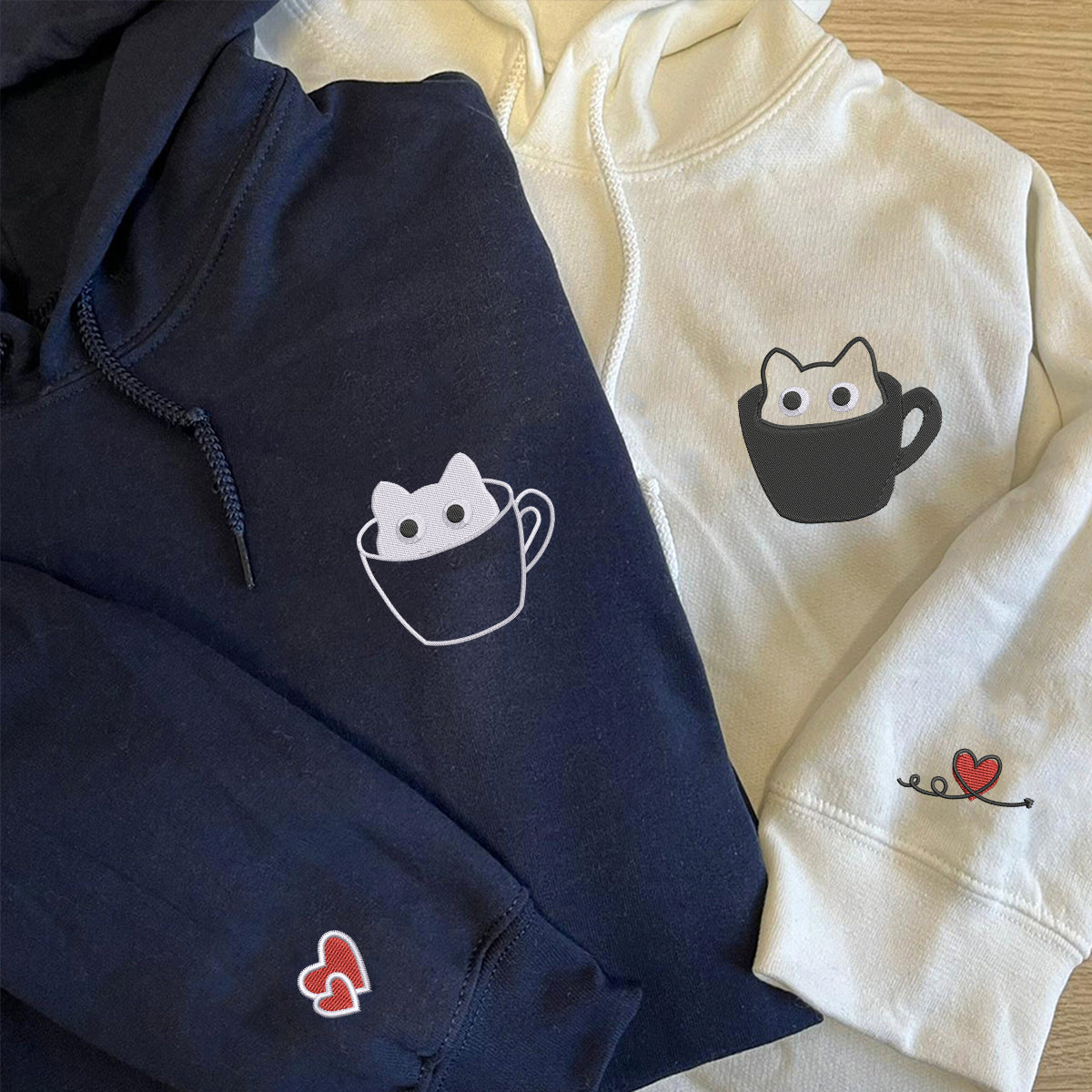 Individuell bestickte Teetassenkatze Passende Hoodies für Paare