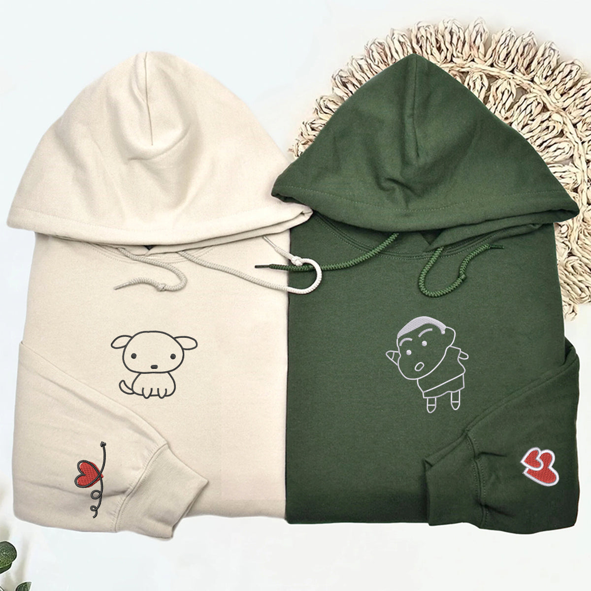 Sweats à capuche assortis brodés sur mesure pour couple, motif garçon et chien