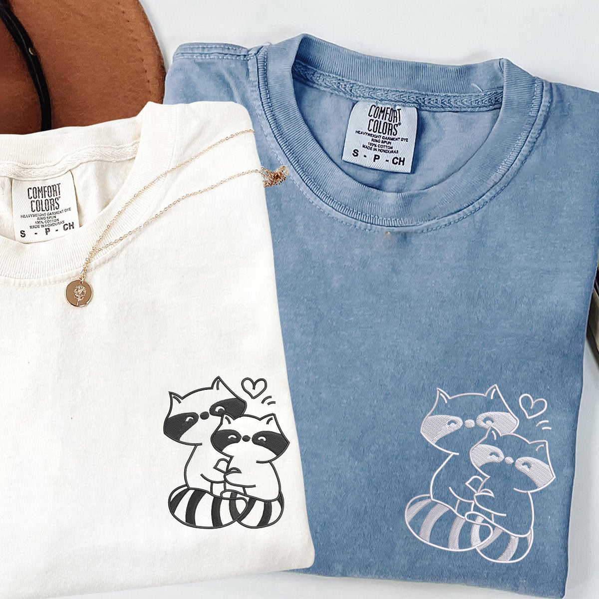 T-shirts assortis personnalisés brodés Trash Pandas Love pour couples