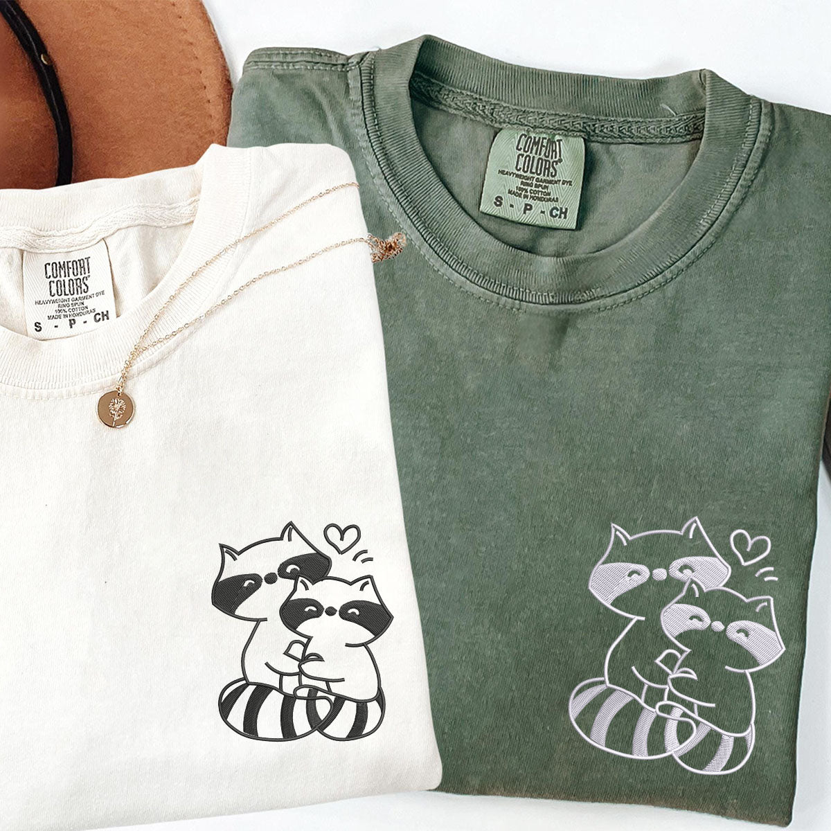 T-shirts assortis personnalisés brodés Trash Pandas Love pour couples