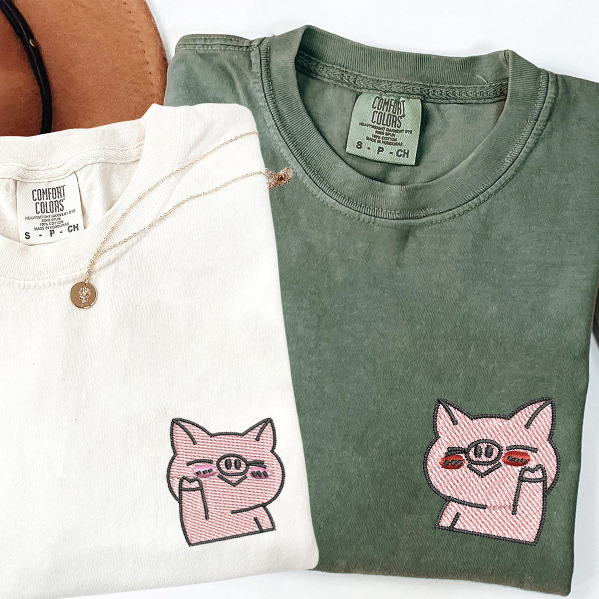 Custom Embroidered Waving Pigs Matching T-shirts for Couples