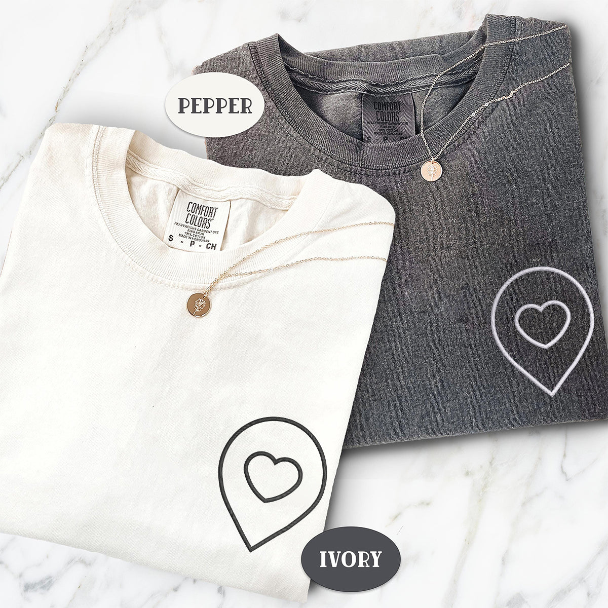 Individuell bestickte „You Are My Favorite Place To Be“-T-Shirts für Paare