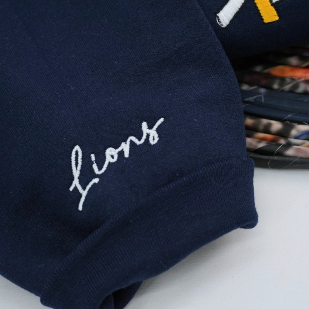 Individuell bestickte Engel- und Dämonenkatze-Kapuzenpullover für Paare