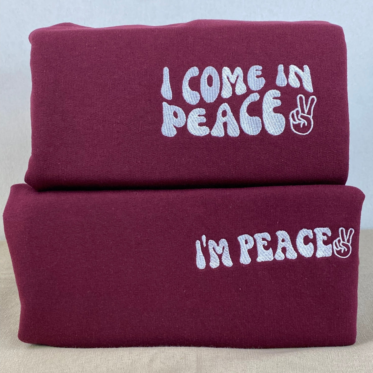 Personalisierter I Come In Peace Hoodie, passender bestickter Hoodie für Paare